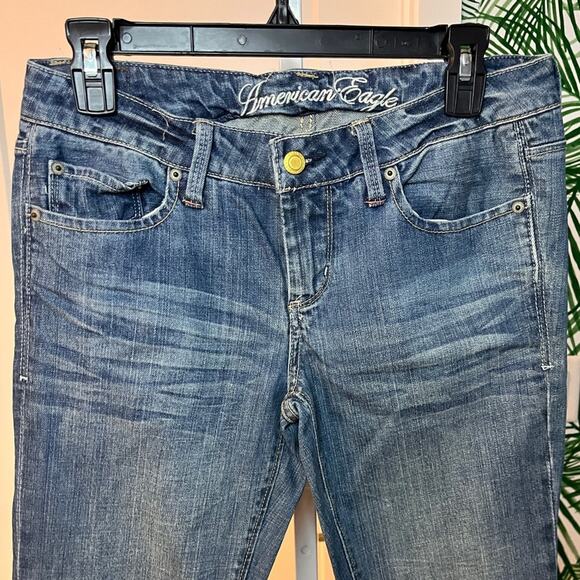 American Eagle Women’s True Boot Medium Wash Jeans Size 4 Long - Picture 5 of 12